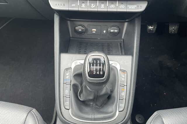 Hyundai KONA Ultimate 1.0 T-GDi MHEV (120ps)