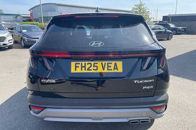 Hyundai TUCSON premium Plug In Hybrid 1.6 T-HDi PHEV (252ps)