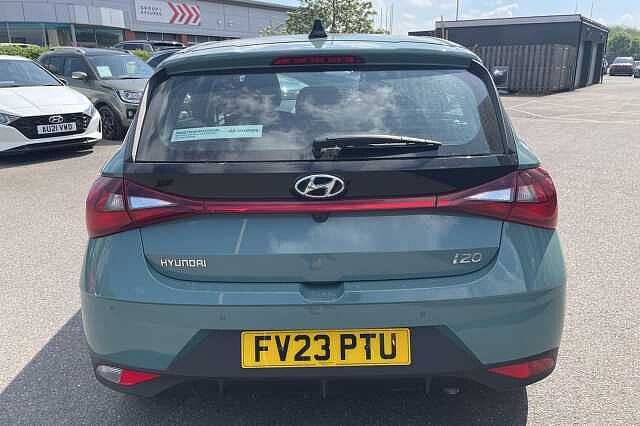 Hyundai i20 SE Connect 1.0 T-GDi MHEV (100ps)