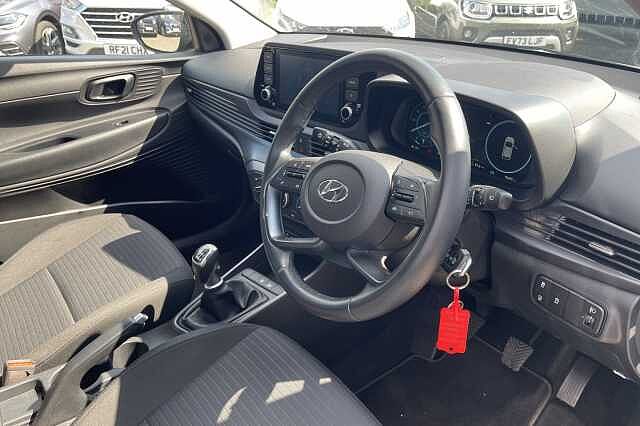 Hyundai i20 SE Connect 1.0 T-GDi MHEV (100ps)