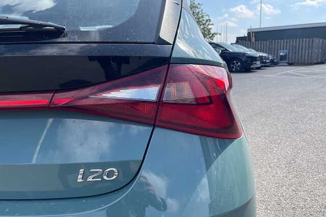 Hyundai i20 SE Connect 1.0 T-GDi MHEV (100ps)