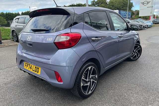 Hyundai i10 Premium [Nav] 1.0 MPi (63ps)