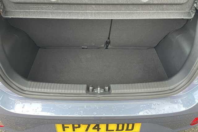 Hyundai i10 Premium [Nav] 1.0 MPi (63ps)
