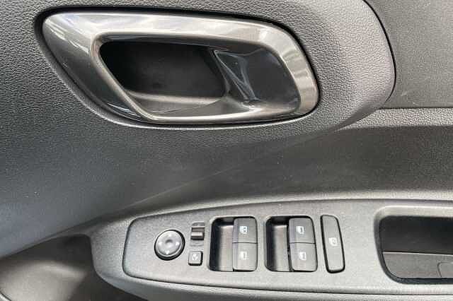 Hyundai i10 Premium [Nav] 1.0 MPi (63ps)