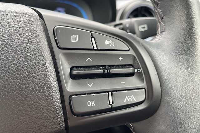 Hyundai i10 Premium [Nav] 1.0 MPi (63ps)