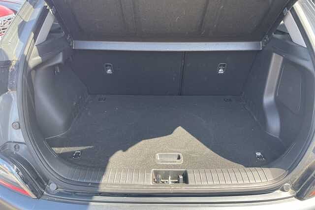 Hyundai KONA Premium Hybrid 1.6 GDi HEV (141ps)