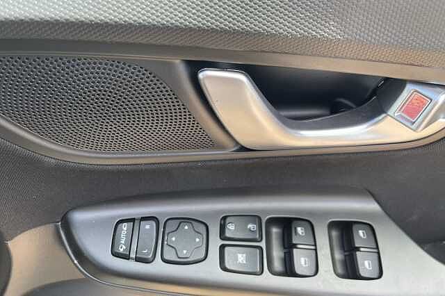 Hyundai KONA Premium Hybrid 1.6 GDi HEV (141ps)