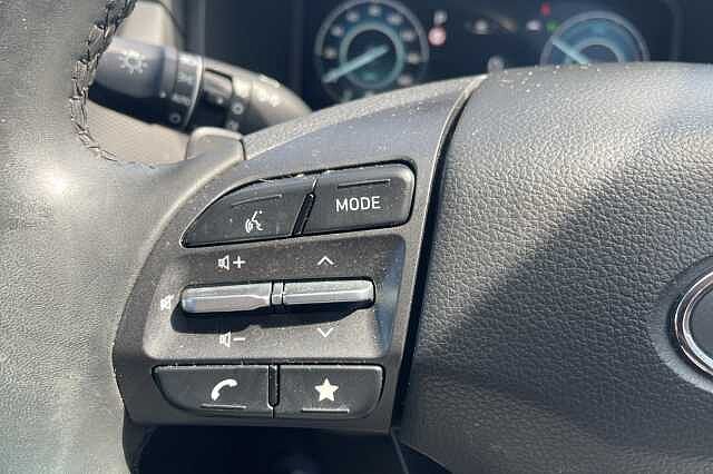 Hyundai KONA Premium Hybrid 1.6 GDi HEV (141ps)