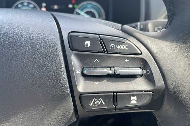 Hyundai KONA Premium Hybrid 1.6 GDi HEV (141ps)