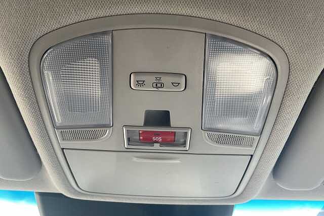 Hyundai KONA Premium Hybrid 1.6 GDi HEV (141ps)