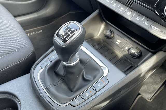 Hyundai KONA Premium 1.0 T-GDi MHEV (120ps)