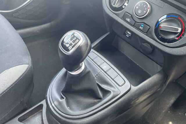 Hyundai i10 SE Connect 1.2 MPi (84ps)