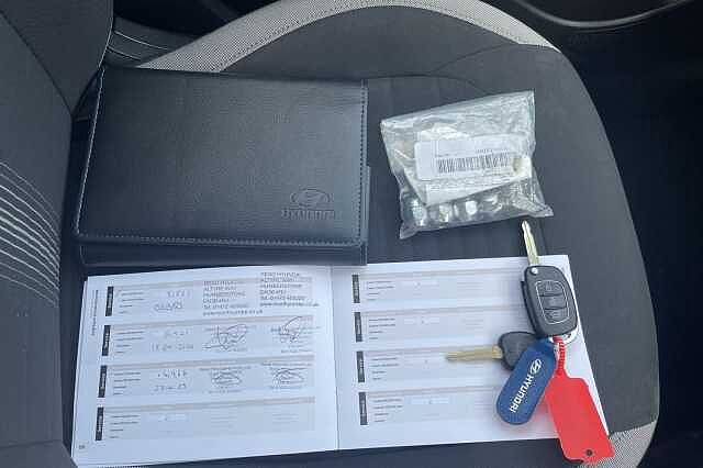 Hyundai i10 SE Connect 1.2 MPi (84ps)