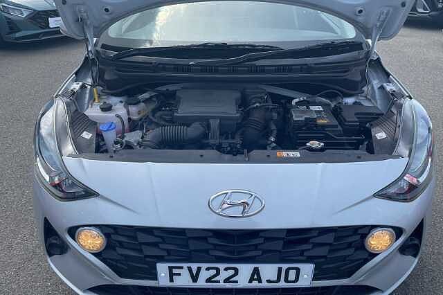 Hyundai i10 SE Connect 1.2 MPi (84ps)