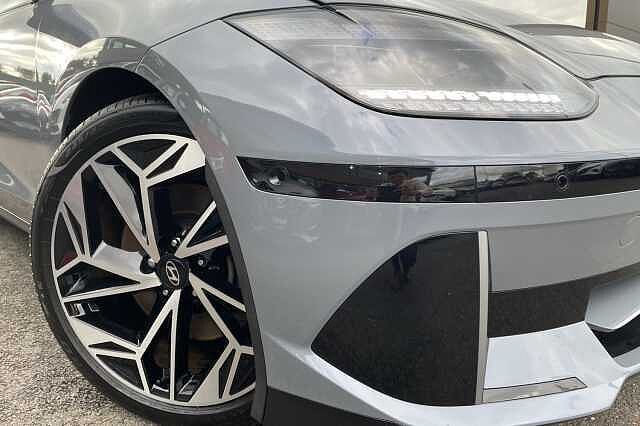 Hyundai IONIQ 6 Ultimate Electric 77kWh EV AWD (325ps)