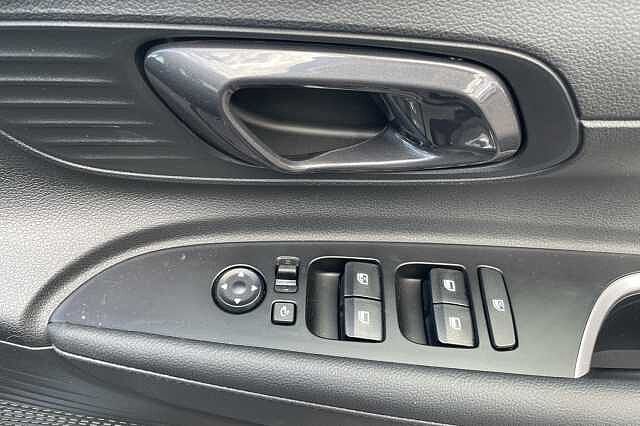 Hyundai BAYON Tech Line 1.0 T-GDi (90ps)