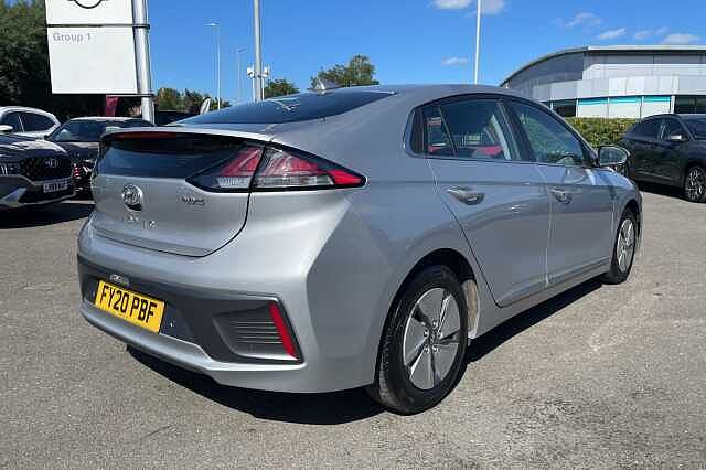 Hyundai IONIQ Premium Hybrid 1.6 GDi HEV (141ps)