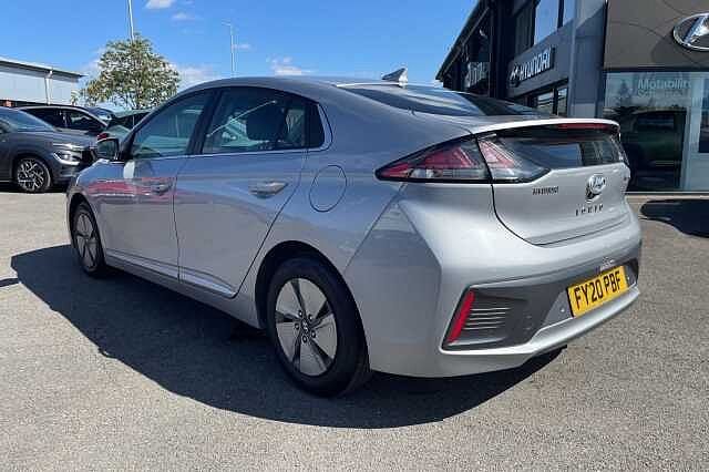 Hyundai IONIQ Premium Hybrid 1.6 GDi HEV (141ps)