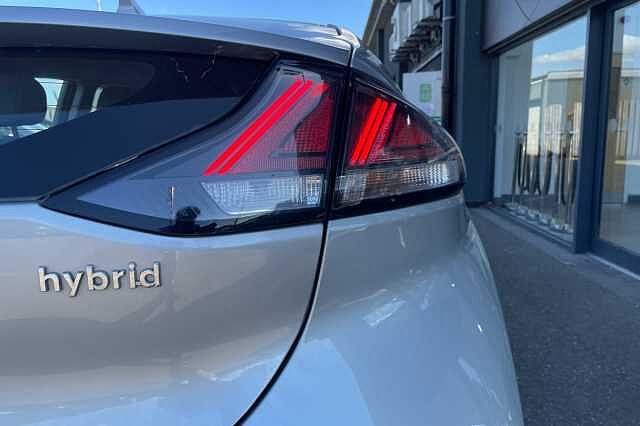 Hyundai IONIQ Premium Hybrid 1.6 GDi HEV (141ps)