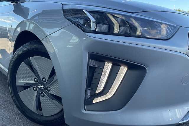 Hyundai IONIQ Premium Hybrid 1.6 GDi HEV (141ps)