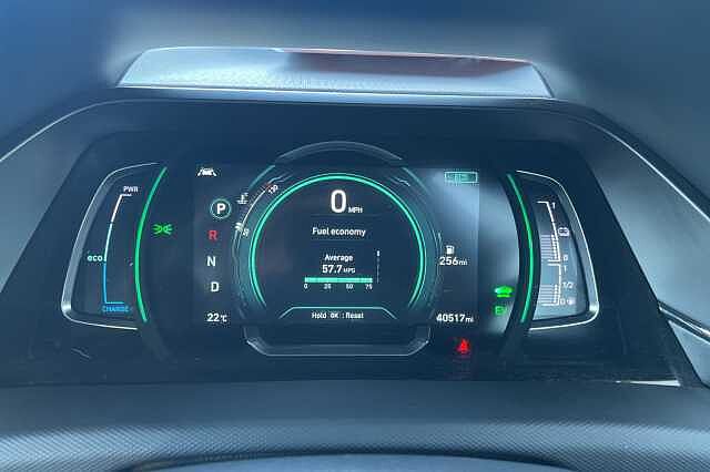 Hyundai IONIQ Premium Hybrid 1.6 GDi HEV (141ps)