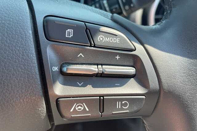 Hyundai KONA Premium 1.0 TGDi MHEV (120ps)