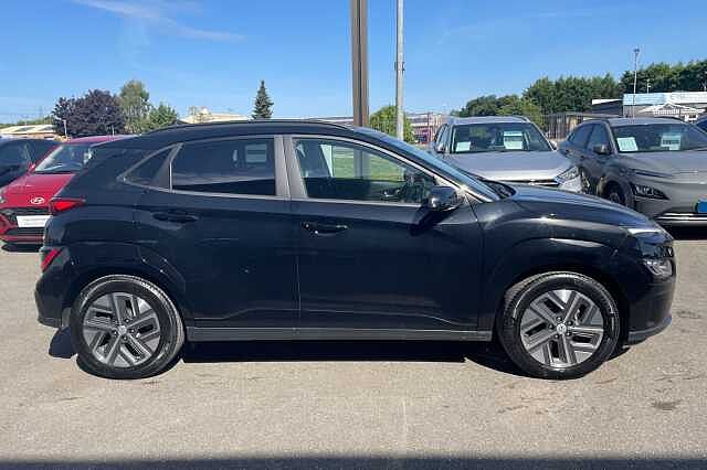 Hyundai KONA Premium Electric 64kWh EV (204ps)