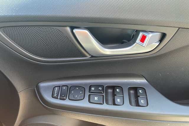 Hyundai KONA Premium Electric 64kWh EV (204ps)