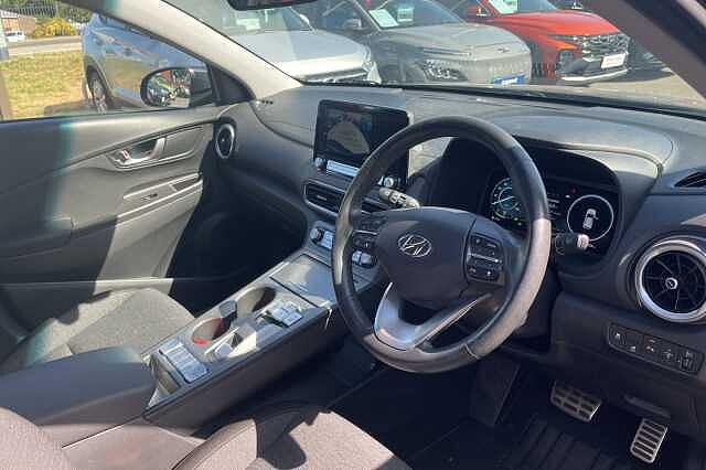 Hyundai KONA Premium Electric 64kWh EV (204ps)