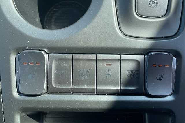 Hyundai KONA Premium Electric 64kWh EV (204ps)