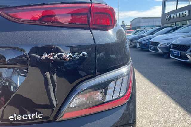Hyundai KONA Premium Electric 64kWh EV (204ps)