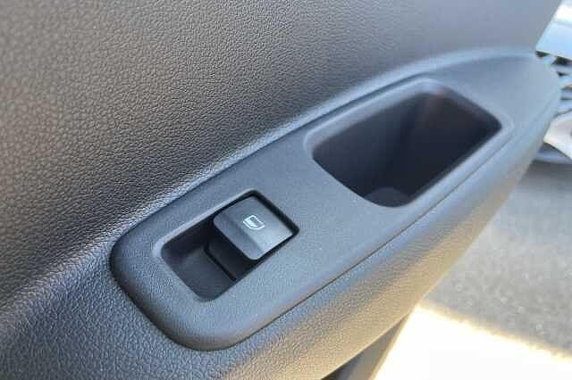 Hyundai i10 Advance [Nav] 1.0 MPi (63ps)